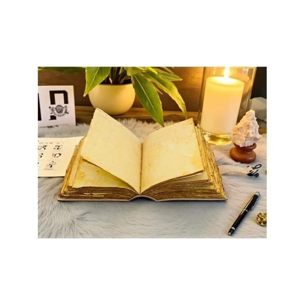Sakura Vintage Leather Journal Wildflower Botanical Paper Cream 7x5 Clasp NEW